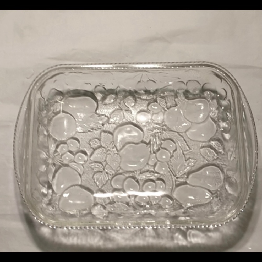 ISO Libbey Orchard Casserole dish